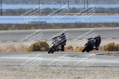 media/Nov-16-2025-Race Pace (Sun) [[8c5fa54630]]/Verified Riders/3-Turn 14 (1045am)/